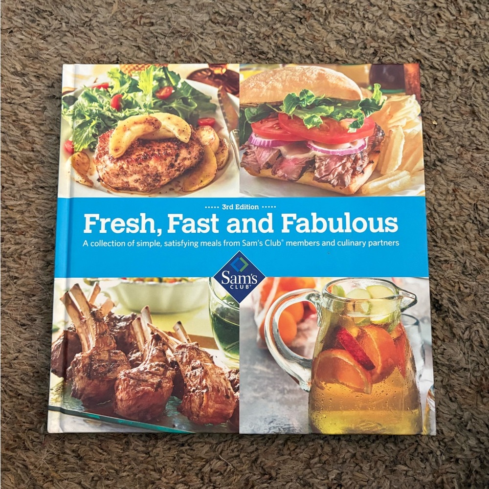 💖Fresh, Fast and Fabulous Cookbook. Copyright 2013. Third Edition. 135 pages.